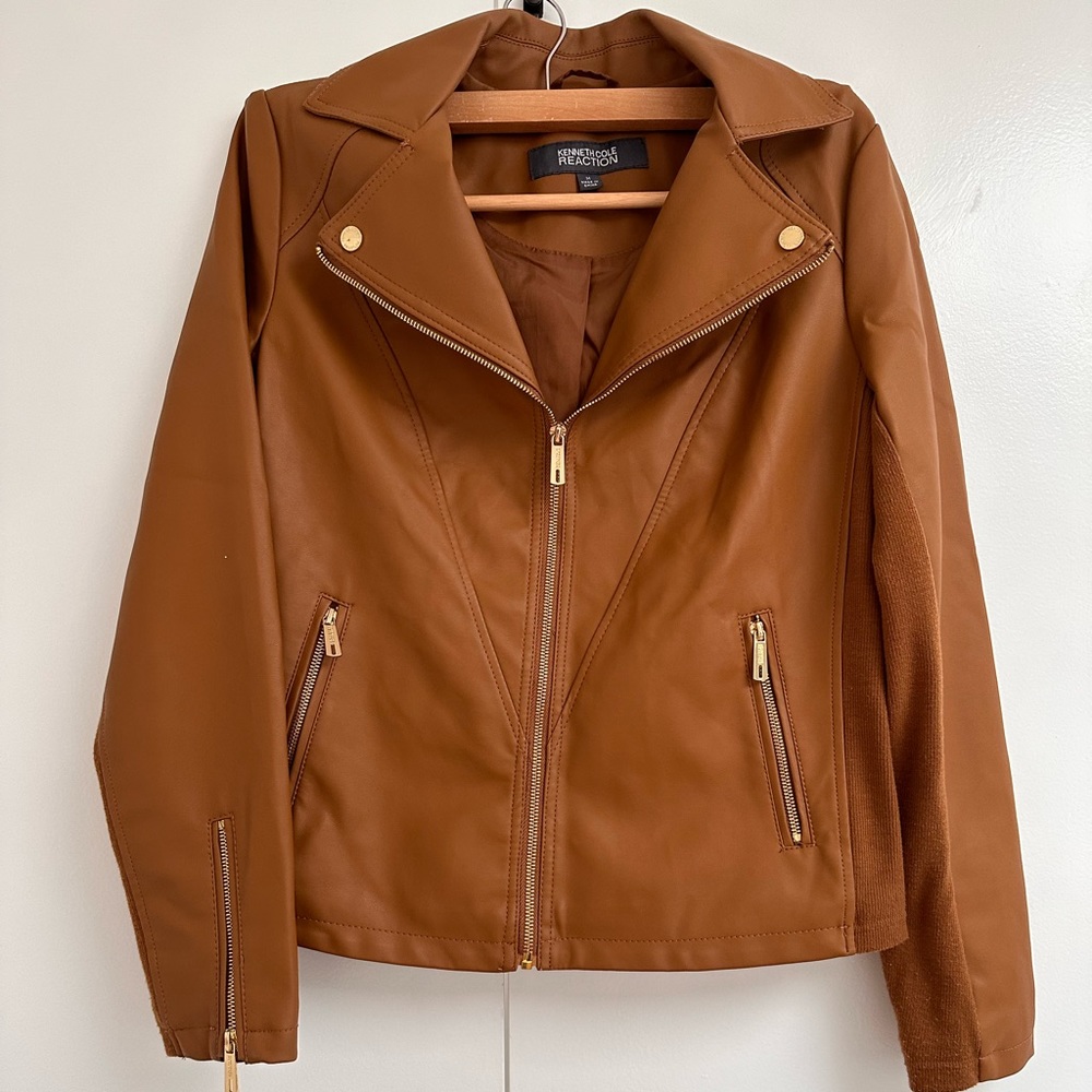 Kenneth Cole camel jacket. Size M